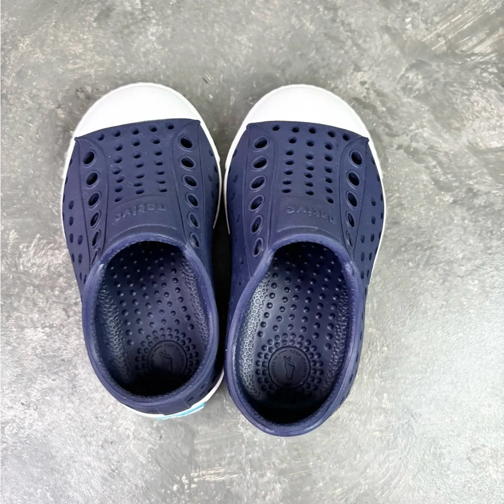 Native Jefferson slip on sneaker shoes size 5 toddler unisex navy